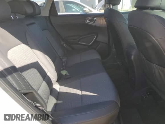 ✅ 2020 Kia Soul EX • VIN: KNDJ33AU8L7026890 • Lot: 82453085. Listed on Copart with 47,131 mi. Free auction sales archive from the USA and detailed vehicle history report at DreamBid. Image 11.