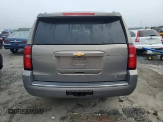 ✅ 2018 Chevrolet Suburban Premier • VIN: 1GNSKJKC7JR128840 • Lot: 71464134. Wystawiony na Copart z przebiegiem 183 380 mil. Bezpłatny archiwum sprzedaży aukcyjnych z USA i szczegółowy raport historii pojazdu na DreamBid. Zdjęcie 6.