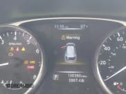 ✅ 2015 Nissan Rogue S • VIN: KNMAT2MV6FP583476 • Lot: 43128700. Wystawiony na IAAI z przebiegiem 130 380 mil. Bezpłatny archiwum sprzedaży aukcyjnych z USA i szczegółowy raport historii pojazdu na DreamBid. Zdjęcie 7.