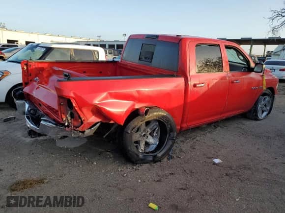 2010 Dodge 1500 SLT z VIN 1D7RB1CT7AS206067, wystawiony jako Copart lot #78496084 z przebiegiem 203 871 mil mil oraz Szkoda całkowita • Salvage title. Historia ofert i sprzedaży dostępna na DreamBid. Obrazek 3.