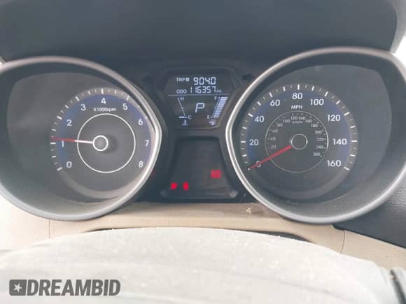 2012 Hyundai Elantra Limited с VIN KMHDH4AE2CU336043, выставлен на аукционе IAAI как лот 43099279 с пробегом 116 357 миль миль и . История ставок и продаж доступна на DreamBid. Изображение 7.