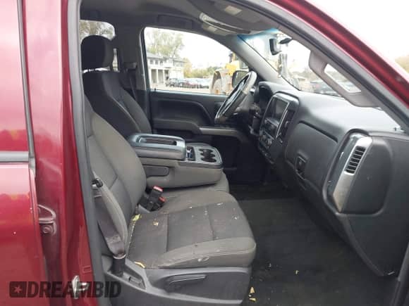 2014 Chevrolet Silverado 1500 LT z VIN 1GCRCREH1EZ403294, wystawiony jako IAAI lot #43519990 z przebiegiem 229 946 mil mil oraz . Historia ofert i sprzedaży dostępna na DreamBid. Obrazek 5.