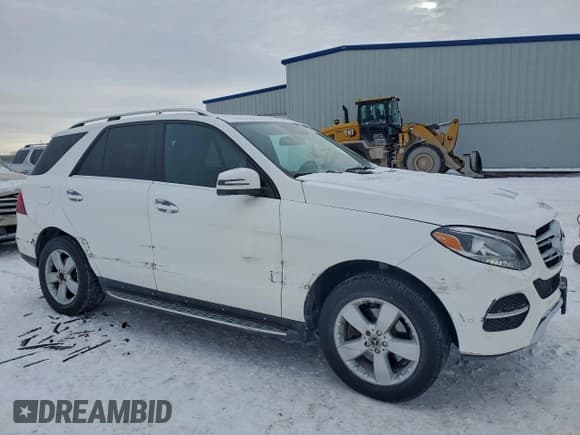 ✅ 2016 Mercedes-Benz GLE 350 • VIN: 4JGDA5HB6GA685607 • Lot: 95212155. Wystawiony na Copart z przebiegiem 94 331 mil. Bezpłatny archiwum sprzedaży aukcyjnych z USA i szczegółowy raport historii pojazdu na DreamBid. Zdjęcie 4.