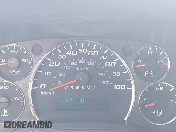 ✅ 2013 Chevrolet Express Cargo • VIN: 1GCWGFBA2D1115469 • Lot: 43106361. Listed on IAAI with 178,751 mi. Free auction sales archive from the USA and detailed vehicle history report at DreamBid. Image 15.