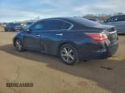 ✅ 2015 Nissan Altima 2.5 • VIN: 1N4AL3AP2FN874070 • Lot: 96225045. Listed on Copart with 137,737 mi. Free auction sales archive from the USA and detailed vehicle history report at DreamBid. Image 2.