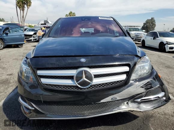 ✅ 2016 Mercedes-Benz B Electric Drive • VIN: WDDVP9AB3GJ009369 • Лот: 69993933. Опубликован ранее на Copart с пробегом 69 804 миль. Бесплатный доступ к архиву аукционных продаж из США и подробный отчёт об истории автомобиля на DreamBid. Изображение 5.