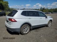✅ 2018 Volkswagen Tiguan SEL • VIN: 3VV2B7AX8JM100502 • Lot: 81006435. Listed on Copart with 89,904 mi. Free auction sales archive from the USA and detailed vehicle history report at DreamBid. Image 3.