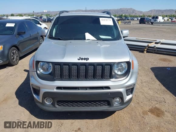 ✅ 2020 Jeep Renegade Latitude • VIN: ZACNJABB8LPL48552 • Lot: 42470779. Wystawiony na IAAI z przebiegiem 54 347 mil. Bezpłatny archiwum sprzedaży aukcyjnych z USA i szczegółowy raport historii pojazdu na DreamBid. Zdjęcie 12.