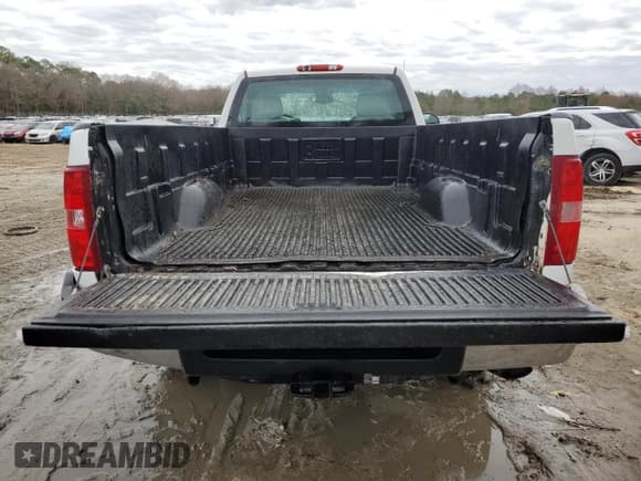 ✅ 2007 Chevrolet Silverado 2500HD Work Truck • VIN: 1GCHC24K27E577109 • Лот: 85469914. Опубликован ранее на Copart с пробегом 54 675 миль. Бесплатный доступ к архиву аукционных продаж из США и подробный отчёт об истории автомобиля на DreamBid. Изображение 6.