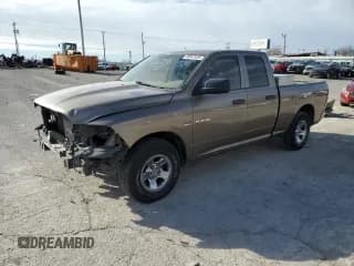 ✅ 2009 Dodge 1500 SLT • VIN: 1D3HB18T59S735955 • Lot: 88957035. Wystawiony na Copart z przebiegiem 139 439 mil. Bezpłatny archiwum sprzedaży aukcyjnych z USA i szczegółowy raport historii pojazdu na DreamBid. Zdjęcie 1.
