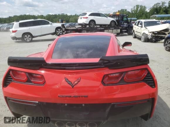 2016 Chevrolet Corvette Z51 1LT z VIN 1G1YH2D77G5114923, wystawiony jako Copart lot #60063705 z przebiegiem Nie podano mil oraz Szkoda całkowita • Salvage title. Historia ofert i sprzedaży dostępna na DreamBid. Obrazek 6.