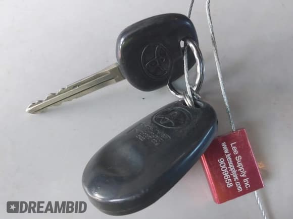 ✅ 2016 Toyota Tundra SR5 • VIN: 5TFDW5F1XGX573678 • Lot: 42083566. Listed on IAAI with 125,086 mi. Free auction sales archive from the USA and detailed vehicle history report at DreamBid. Image 11.