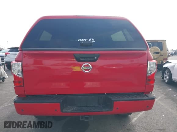 ✅ 2021 Nissan Titan SV • VIN: 1N6AA1FA6MN507613 • Lot: 43158300. Wystawiony na IAAI z przebiegiem 102 700 mil. Bezpłatny archiwum sprzedaży aukcyjnych z USA i szczegółowy raport historii pojazdu na DreamBid. Zdjęcie 17.
