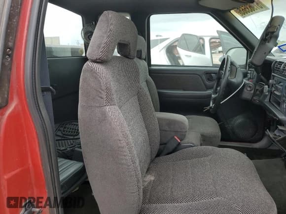 ✅ 1995 Chevrolet S-10 LS • VIN: 1GCCS19Z2S8114035 • Лот: 51963565. Опубликован ранее на Copart с пробегом 485 818 миль. Бесплатный доступ к архиву аукционных продаж из США и подробный отчёт об истории автомобиля на DreamBid. Изображение 10.