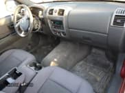 ✅ 2006 Chevrolet Colorado Work Truck • VIN: 1GCCS196268157687 • Лот: 48900235. Опубликован ранее на Copart с пробегом 57 255 миль. Бесплатный доступ к архиву аукционных продаж из США и подробный отчёт об истории автомобиля на DreamBid. Изображение 8.