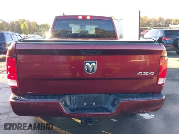 2019 Ram 1500 Tradesman with VIN 1C6RR7FG5KS646949, listed as a IAAI auction lot 43417731 with 45,787 mi miles and . Bid and sale history available at DreamBid. Image 17.