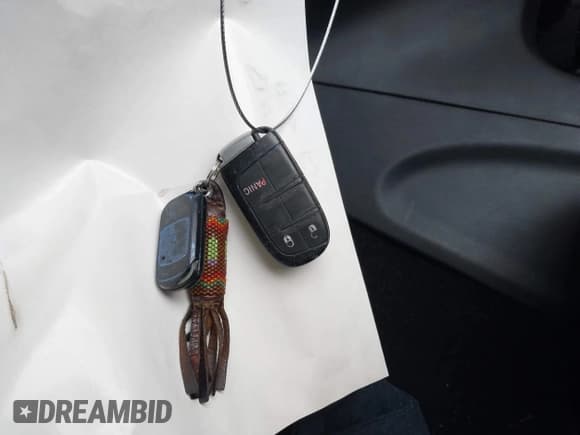 ✅ 2015 Jeep Grand Cherokee Altitude • VIN: 1C4RJFAG4FC154415 • Лот: 43513396. Опубликован ранее на IAAI с пробегом 170 626 миль. Бесплатный доступ к архиву аукционных продаж из США и подробный отчёт об истории автомобиля на DreamBid. Изображение 11.