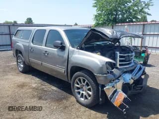 ✅ 2013 GMC Sierra 1500 SL • VIN: 3GTP1UEA2DG164419 • Лот: 42510022. Опубликован ранее на IAAI с пробегом 277 202 миль. Бесплатный доступ к архиву аукционных продаж из США и подробный отчёт об истории автомобиля на DreamBid. Изображение 1.