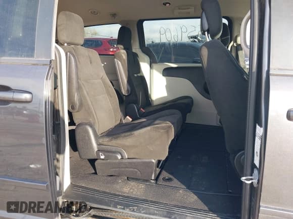 ✅ 2016 Dodge Grand Caravan SXT • VIN: 2C4RDGCG0GR178097 • Lot: 43559609. Wystawiony na IAAI z przebiegiem 154 194 mil. Bezpłatny archiwum sprzedaży aukcyjnych z USA i szczegółowy raport historii pojazdu na DreamBid. Zdjęcie 8.