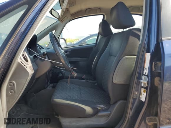 ✅ 2008 Suzuki SX4 • VIN: JS2YB413985111096 • Lot: 60482755. Wystawiony na Copart z przebiegiem 123 189 mil. Bezpłatny archiwum sprzedaży aukcyjnych z USA i szczegółowy raport historii pojazdu na DreamBid. Zdjęcie 7.