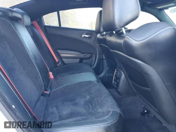 2018 Dodge Charger SRT Hellcat z VIN 2C3CDXL93JH325943, wystawiony jako Copart lot #85887005 z przebiegiem 34 682 mil mil oraz Czysty tytuł • Clean title. Historia ofert i sprzedaży dostępna na DreamBid. Obrazek 10.