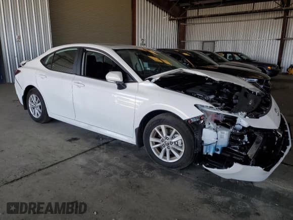 ✅ 2025 Toyota Camry SE • VIN: 4T1DAACK8SU578727 • Lot: 81134635. Listed on Copart with 421 mi. Free auction sales archive from the USA and detailed vehicle history report at DreamBid. Image 4.