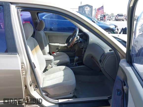 ✅ 2005 Hyundai Elantra GLS • VIN: KMHDN46D25U172577 • Лот: 42027345. Опубликован ранее на IAAI с пробегом 188 765 миль. Бесплатный доступ к архиву аукционных продаж из США и подробный отчёт об истории автомобиля на DreamBid. Изображение 5.