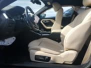 ✅ 2022 BMW 2 Series 230i • VIN: 3MW23CM02N8C46618 • Lot: 82701675. Wystawiony na Copart z przebiegiem Nie podano. Bezpłatny archiwum sprzedaży aukcyjnych z USA i szczegółowy raport historii pojazdu na DreamBid. Zdjęcie 7.