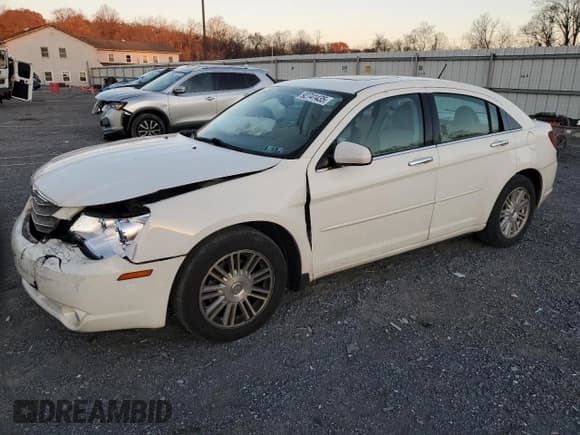 ✅ 2007 Chrysler Sebring Limited • VIN: 1C3LC66K07N548775 • Лот: 92741435. Опубликован ранее на Copart с пробегом 152 138 миль. Бесплатный доступ к архиву аукционных продаж из США и подробный отчёт об истории автомобиля на DreamBid. Изображение 1.