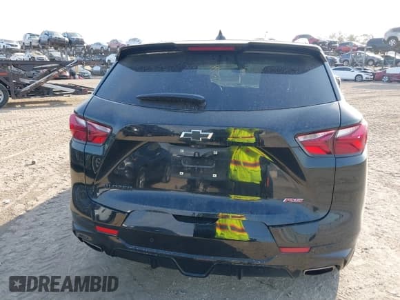 ✅ 2022 Chevrolet Blazer RS • VIN: 3GNKBERSXNS132405 • Lot: 42233558. Listed on IAAI with 29,341 mi. Free auction sales archive from the USA and detailed vehicle history report at DreamBid. Image 16.