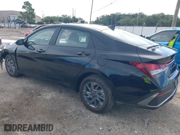 2024 Hyundai Elantra SEL с VIN KMHLM4DG3RU829078, выставлен на аукционе IAAI как лот 43141419 с пробегом 6 334 миль миль и . История ставок и продаж доступна на DreamBid. Изображение 3.