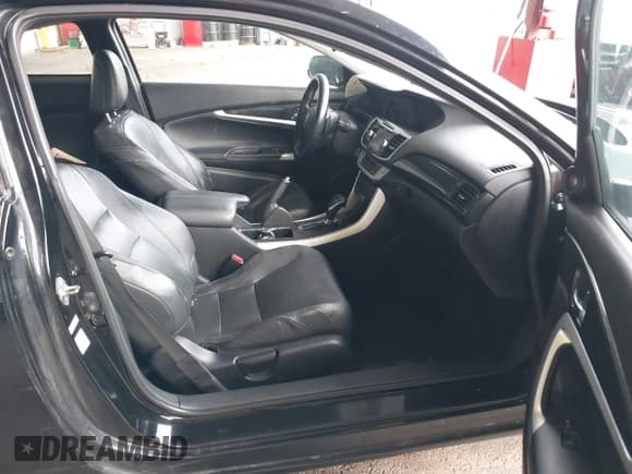 ✅ 2013 Honda Accord EX-L • VIN: 1HGCT1B85DA007783 • Lot: 42873751. Wystawiony na IAAI z przebiegiem 148 200 mil. Bezpłatny archiwum sprzedaży aukcyjnych z USA i szczegółowy raport historii pojazdu na DreamBid. Zdjęcie 5.