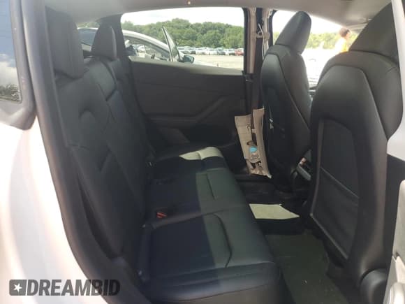 ✅ 2023 Tesla Model Y Long Range • VIN: 7SAYGDEE9PA099570 • Лот: 67015335. Опубликован ранее на Copart с пробегом 44 629 миль. Бесплатный доступ к архиву аукционных продаж из США и подробный отчёт об истории автомобиля на DreamBid. Изображение 10.