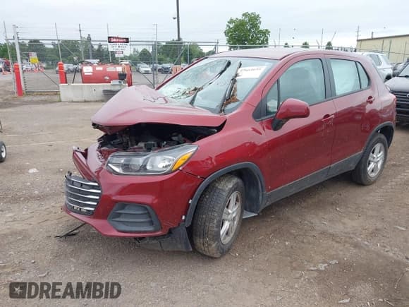 ✅ 2021 Chevrolet Trax LS • VIN: KL7CJNSB8MB354653 • Lot: 42664655. Listed on IAAI with 58,592 mi. Free auction sales archive from the USA and detailed vehicle history report at DreamBid. Image 17.