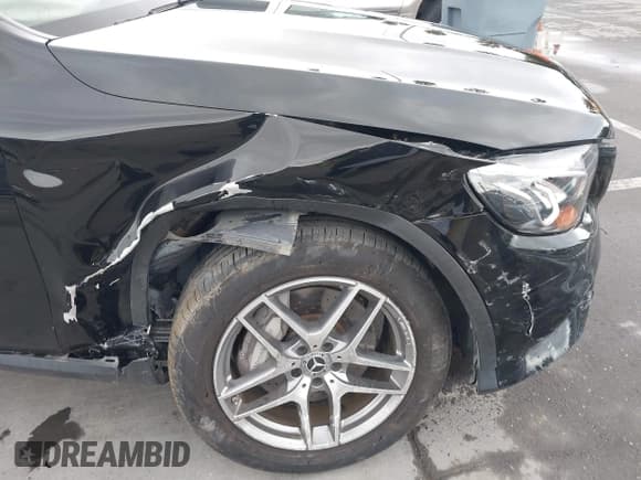 ✅ 2019 Mercedes-Benz GLC 300 • VIN: WDC0G4KBXKF593247 • Лот: 41913203. Опубликован ранее на IAAI с пробегом 30 833 миль. Бесплатный доступ к архиву аукционных продаж из США и подробный отчёт об истории автомобиля на DreamBid. Изображение 6.