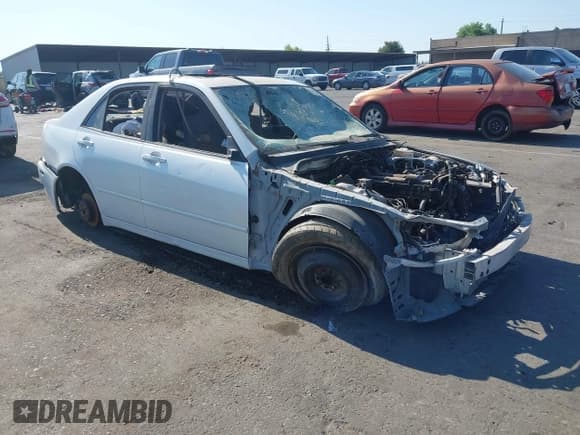 ✅ 2001 Lexus IS 300/350 • VIN: JTHBD182410003170 • Лот: 42462486. Опубликован ранее на IAAI с пробегом Не указан. Бесплатный доступ к архиву аукционных продаж из США и подробный отчёт об истории автомобиля на DreamBid. Изображение 1.