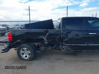 ✅ 2014 Chevrolet Silverado 1500 LT • VIN: 3GCUKREC2EG111834 • Lot: 43426249. Wystawiony na IAAI z przebiegiem 238 248 mil. Bezpłatny archiwum sprzedaży aukcyjnych z USA i szczegółowy raport historii pojazdu na DreamBid. Zdjęcie 6.