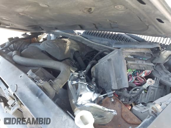 ✅ 2006 Chevrolet Suburban LS 1WT • VIN: 1GNEC16Z06J140083 • Lot: 42873925. Listed on IAAI with 254,683 mi. Free auction sales archive from the USA and detailed vehicle history report at DreamBid. Image 10.