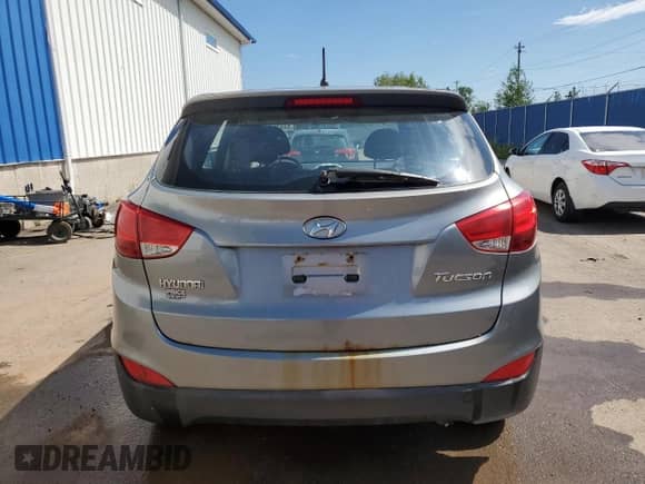 2013 Hyundai Tucson GL z VIN KM8JT3ACXDU556283, wystawiony jako Copart lot #64970585 z przebiegiem 227 610 mil mil oraz Szkoda całkowita • Salvage title. Historia ofert i sprzedaży dostępna na DreamBid. Obrazek 6.