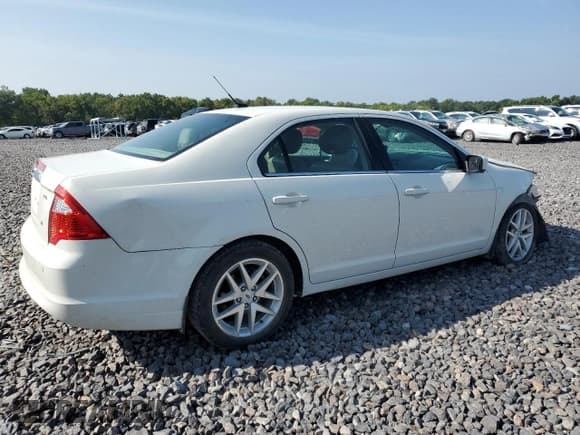 ✅ 2012 Ford Fusion SEL • VIN: 3FAHP0JA3CR435269 • Lot: 71498875. Listed on Copart with 81,279 mi. Free auction sales archive from the USA and detailed vehicle history report at DreamBid. Image 3.