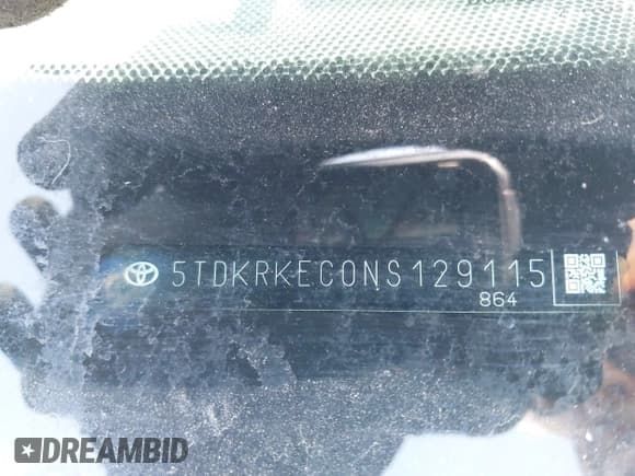 ✅ 2022 Toyota Sienna LE • VIN: 5TDKRKEC0NS129115 • Лот: 42825759. Опубликован ранее на IAAI с пробегом 72 475 миль. Бесплатный доступ к архиву аукционных продаж из США и подробный отчёт об истории автомобиля на DreamBid. Изображение 17.