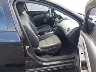 2014 Chevrolet Cruze LS with VIN 1G1PB5SG9E7139728, listed as a IAAI auction lot 43228919 with 177,811 mi miles and . Bid and sale history available at DreamBid. Image 5.