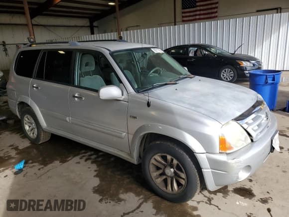 ✅ 2005 Suzuki XL7 LX • VIN: JS3TX92V554106256 • Лот: 86717355. Опубликован ранее на Copart с пробегом 154 176 миль. Бесплатный доступ к архиву аукционных продаж из США и подробный отчёт об истории автомобиля на DreamBid. Изображение 4.