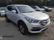 ✅ 2018 Hyundai Santa Fe 2.4L • VIN: 5XYZTDLB1JG541444 • Lot: 42704343. Wystawiony na Copart z przebiegiem 85 924 mil mil. Skorzystaj z bezpłatnego archiwum sprzedaży aukcyjnych z USA i zobacz szczegółowy raport historii pojazdu na DreamBid. Zdjęcie 4.