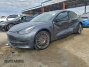 ✅ 2021 Tesla Model 3 Performance • VIN: 5YJ3E1EC3MF981150 • Lot: 94742195. Wystawiony na Copart z przebiegiem 75 478 mil. Bezpłatny archiwum sprzedaży aukcyjnych z USA i szczegółowy raport historii pojazdu na DreamBid. Zdjęcie 1.