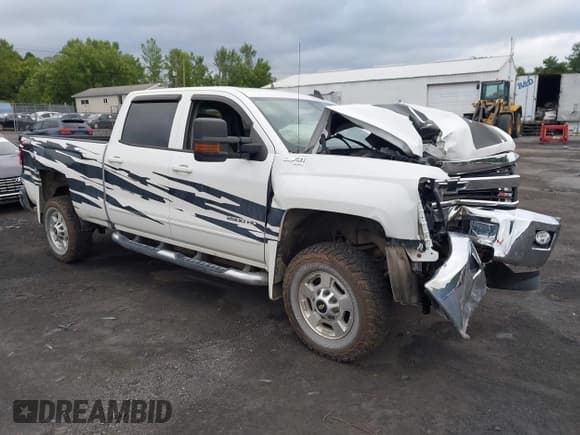 ✅ 2017 Chevrolet Silverado 2500HD LT • VIN: 1GC1KVEG7HF217930 • Lot: 42763106. Listed on IAAI with 110,239 mi. Free auction sales archive from the USA and detailed vehicle history report at DreamBid. Image 1.