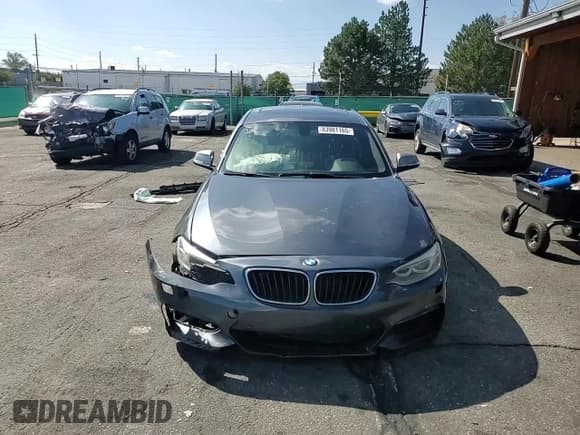 ✅ 2014 BMW 2 Series M235i • VIN: WBA1J7C58EV253026 • Lot: 83981165. Wystawiony na Copart z przebiegiem 74 546 mil. Bezpłatny archiwum sprzedaży aukcyjnych z USA i szczegółowy raport historii pojazdu na DreamBid. Zdjęcie 14.
