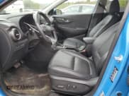 ✅ 2021 Hyundai Kona Ultimate • VIN: KM8K5CA58MU620546 • Лот: 53995974. Опубликован ранее на Copart с пробегом 27 131 миль. Бесплатный доступ к архиву аукционных продаж из США и подробный отчёт об истории автомобиля на DreamBid. Изображение 7.