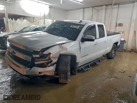 ✅ 2019 Chevrolet Silverado 1500 LT • VIN: 2GCVKPEC5K1184600 • Lot: 95977165. Wystawiony na Copart z przebiegiem 64 361 mil. Bezpłatny archiwum sprzedaży aukcyjnych z USA i szczegółowy raport historii pojazdu na DreamBid. Zdjęcie 1.
