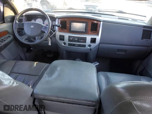 2006 Dodge 3500 SLT z VIN 3D7MX49C46G223623, wystawiony jako Copart lot #89197525 z przebiegiem 181 773 mil mil oraz Nie do naprawy • Non repairable. Historia ofert i sprzedaży dostępna na DreamBid. Obrazek 8.